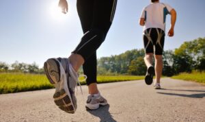 Manfaat Kesehatan Mental dari Olahraga: Berlari dan Berjalan