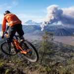 Bersepeda Gunung di Bromo: Jalur Ekstrem di Tengah Lautan Pasir